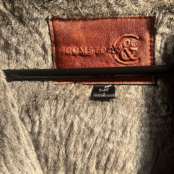 ROBERT COMSTOCK AND CO - Picture 3 of 8